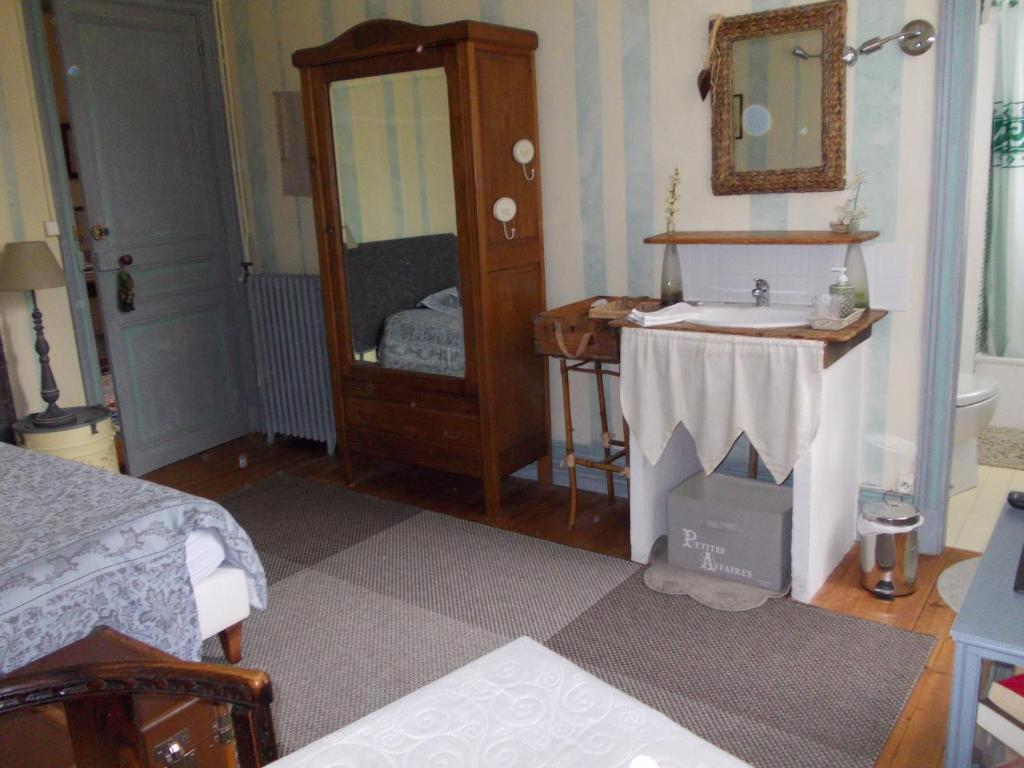 B&B Maison Gaudin Cognac Værelse billede